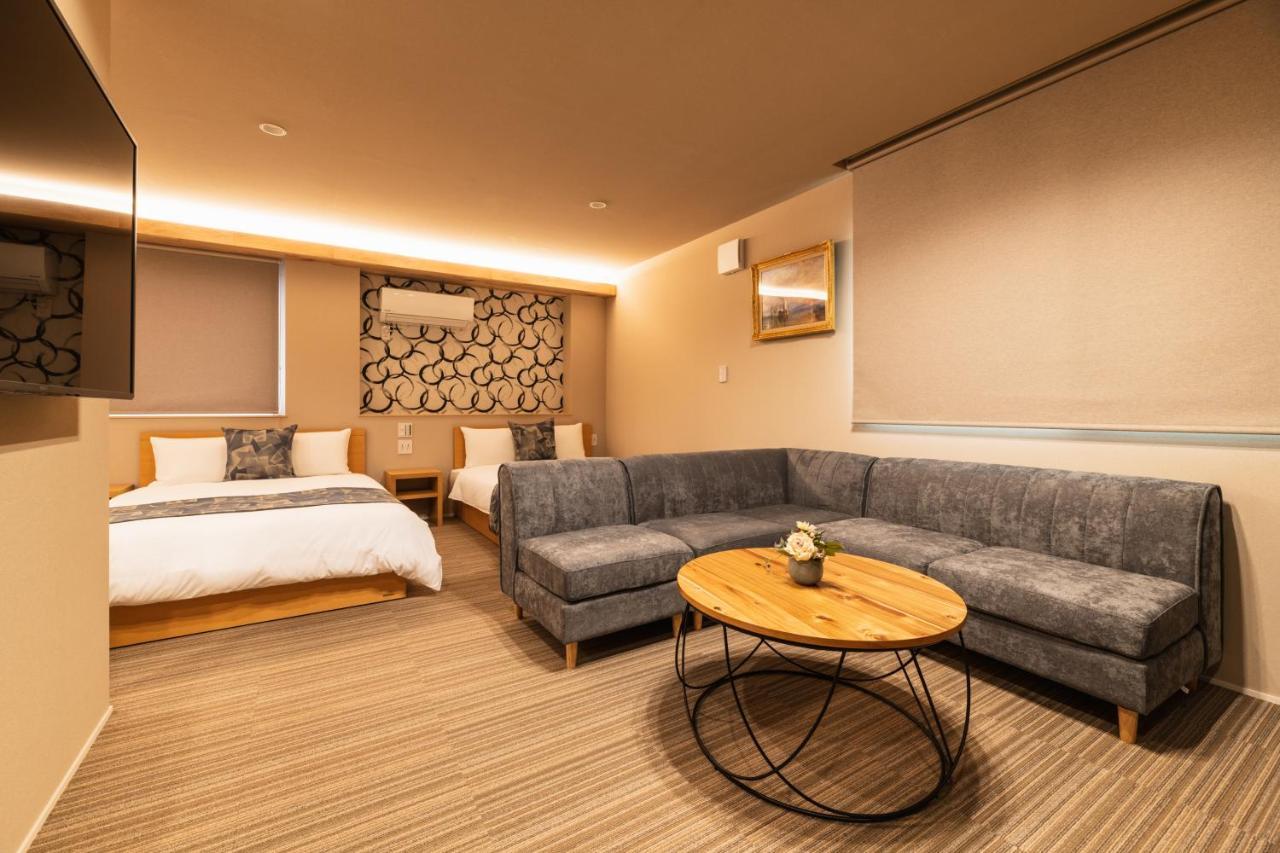 Grand Base Urakami Lejlighedshotel Nagasaki Eksteriør billede