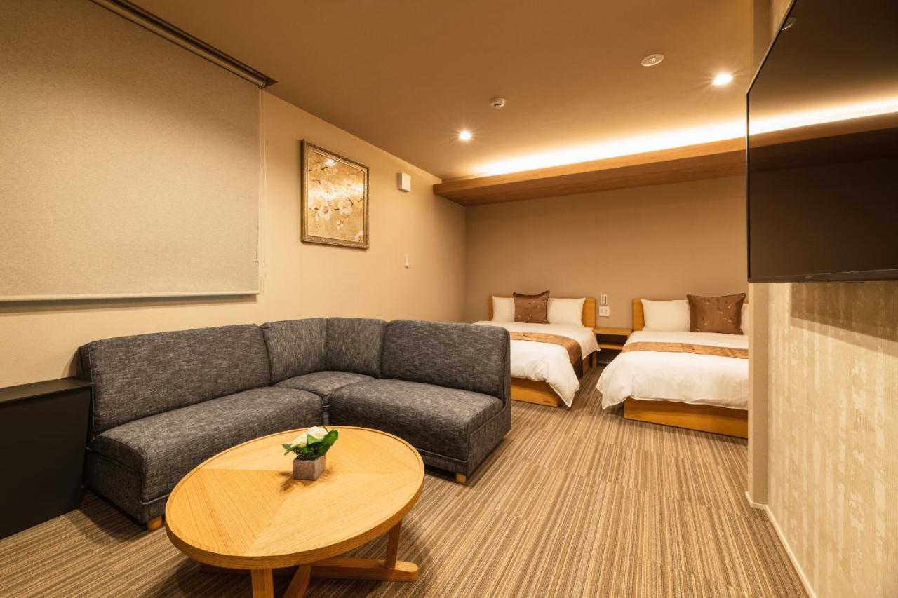 Grand Base Urakami Lejlighedshotel Nagasaki Eksteriør billede